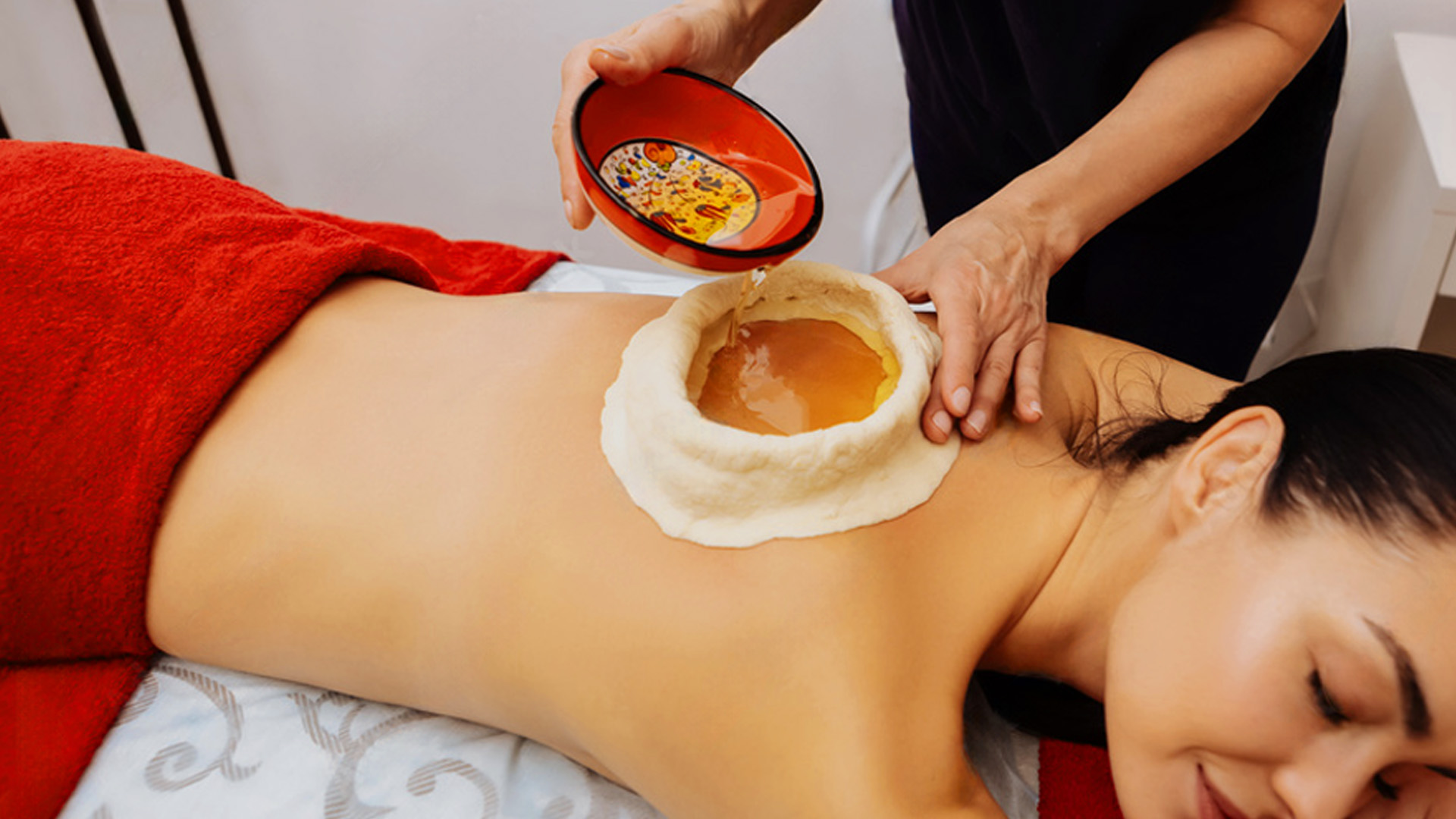 Kati Vasthi Therapy - Lower Back Treatment
