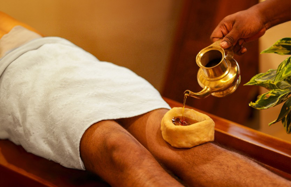Janu Vasthi Therapy - Ayurvedic knee treatment with warm medicated oil